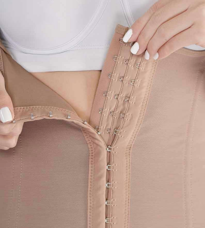 Molding Vest