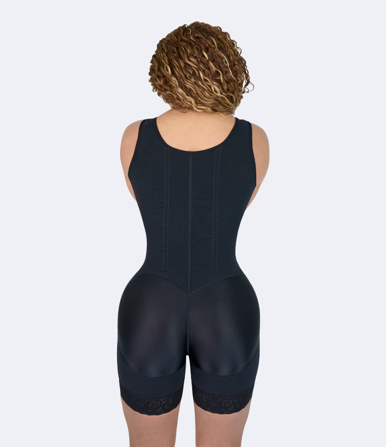 Full Body Hourglass With 7 Rods